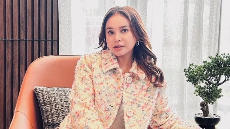 Usai Difitnah Gagal Oplas, Rossa Alami Tekanan Psikis