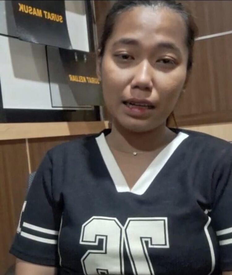 Tangis Mt Pecah, Mengaku Dipaksa Injak Alqur’an: “Saya Bukan Penista"