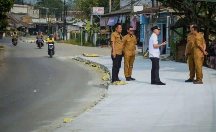 Jalan Rangkasbitung–Leuwidamar Lebak Mulai Dibeton