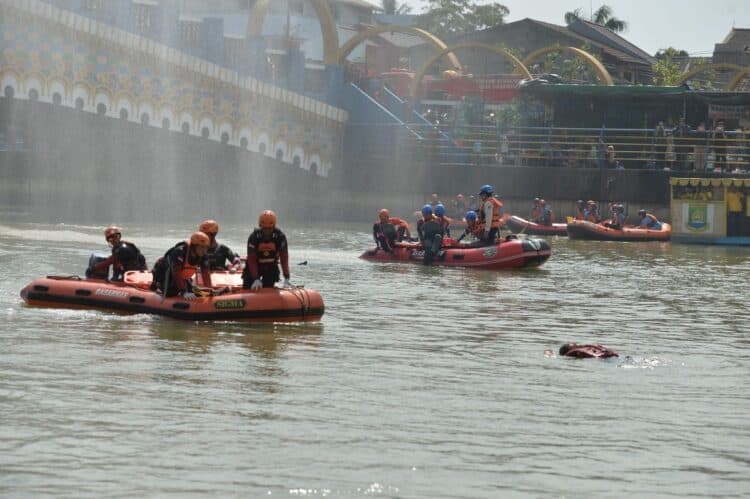 Simulasi Tanggap Darurat Banjir Saat Pelantikan FPRB Kota Tangerang