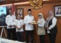 Bupati Pandeglang Raden Dewi Setiani, bertemu dengan Mensos RI Saifullah Yusuf, Rabu (6/5/2026). (ISTIMEWA)
