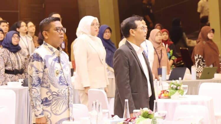 MENGHADIRI SEMINAR : Gubernur Banten Andra Soni menghadiri Seminar Transformasi Digital Layanan Kesehatan di Indonesia. (ISTIMEWA)