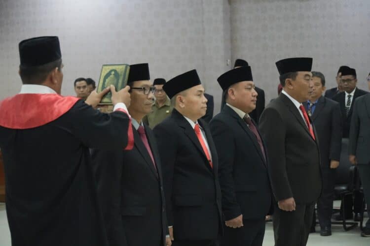 Bupati Pandeglang Kembali Rotasi 5 Pejabat Eselon II, Ini Jabatan Mursidi