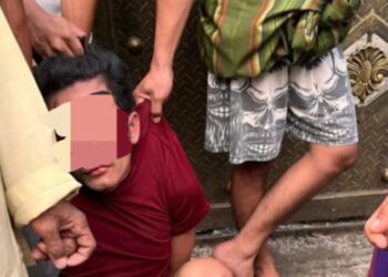 Dua Pemuda Maling Kambing di Sindangjaya Tangerang Babak Belur dan Motornya Dibakar Massa