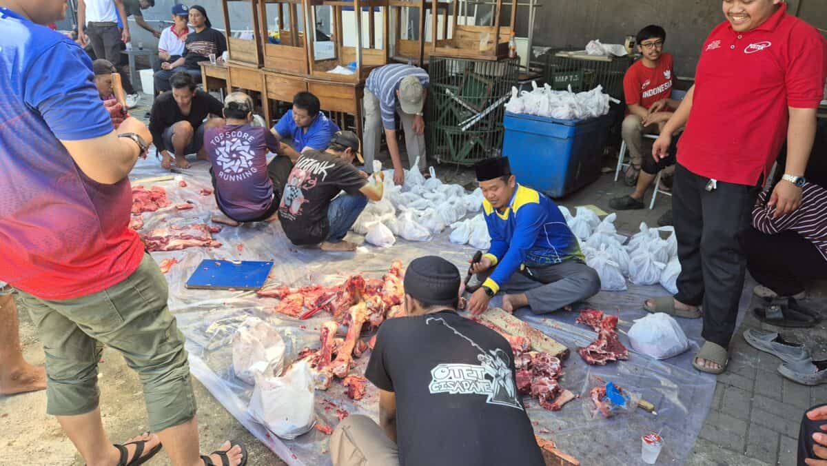 Rayakan Idul Adha 1447 H, Yayasan Pustek Serpong Kurban 2 Ekor Sapi