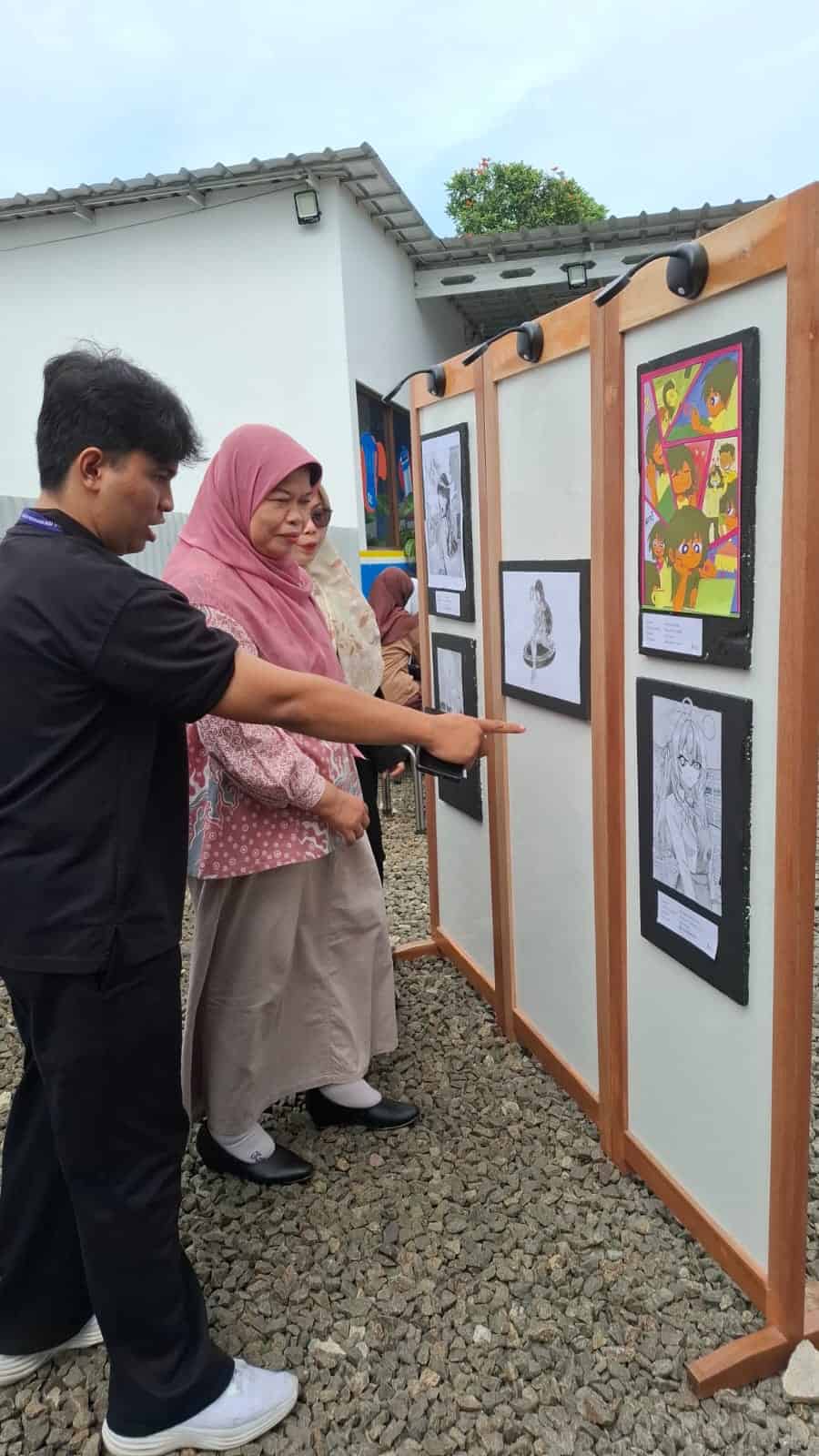 Puluhan Mahasiswa DKV UTPAS, Adu Skill di Pameran Seni After Hours