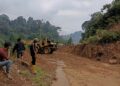 Longsor Tebing Tutup Jalur Citorek-Ciparay Lebak