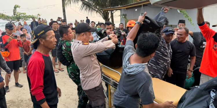 Terseret Arus Laut Cihara, Wisatawan Asal Jakarta Ditemukan Tewas di Lebak