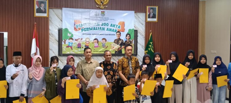 Kejari Kabupaten Tangerang Fasilitasi Pembuatan KIA untuk 200 Anak Yatim dan Piatu