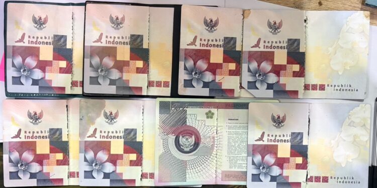 Imigrasi Tangerang Pastikan Paspor Berserakan di Serpong Milik Jamaah Haji