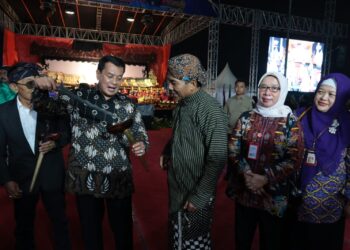 Bupati Tangerang Ajak Masyarakat Lestarikan Budaya Lewat Grebeg Suro dan Kirab Wayang Kulit