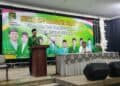 SAMBUTAN - Ketua DPC PPP Kabupaten Serang terpilih periode 2026-2031, Dendi Kurnia Ardiansyah, menyampaikan sambutan di acara Muscab ke X yang diselenggarakan di gedung Catur Ciruas, Minggu (28/6/2026). (ISTIMEWA)