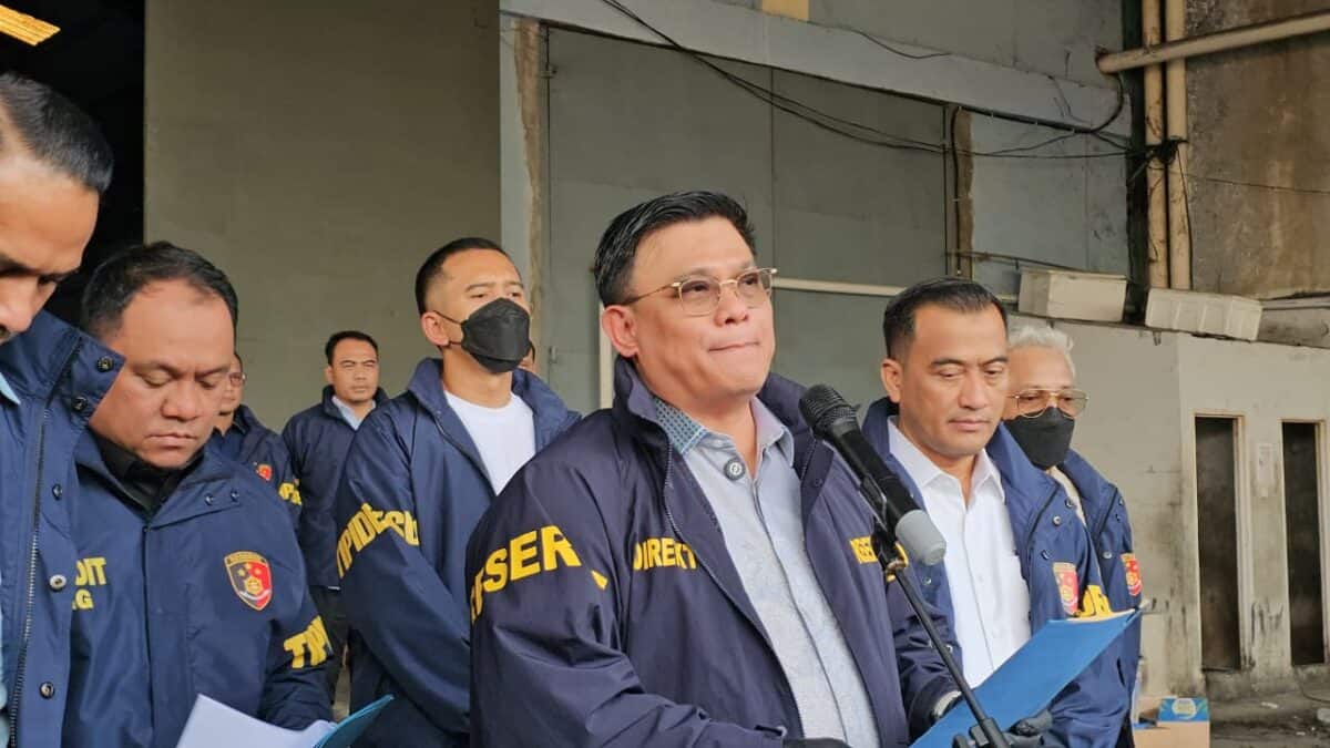 362 Drum Sianida Sitaan Polisi Disimpan di Gudang Kosambi Tangerang