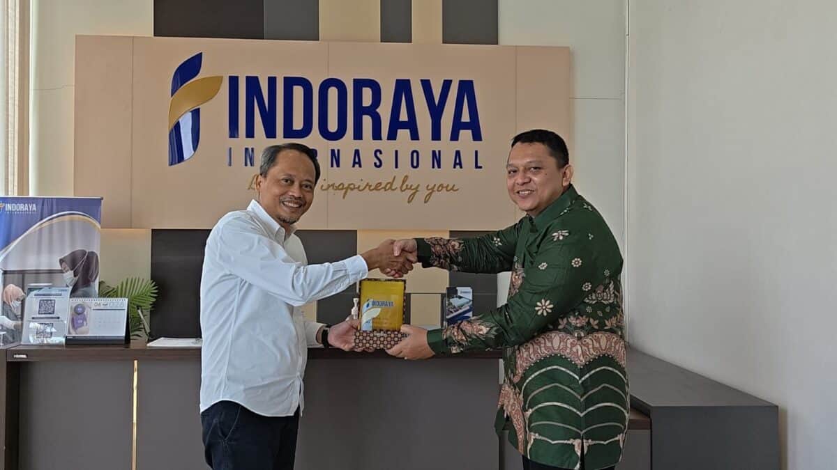 Kenalkan Program Dudi, SMK Kesehatan Riksa Indrya Kunjungi BPSTW Dharma Graha dan PT Indoraya Yogyakarta