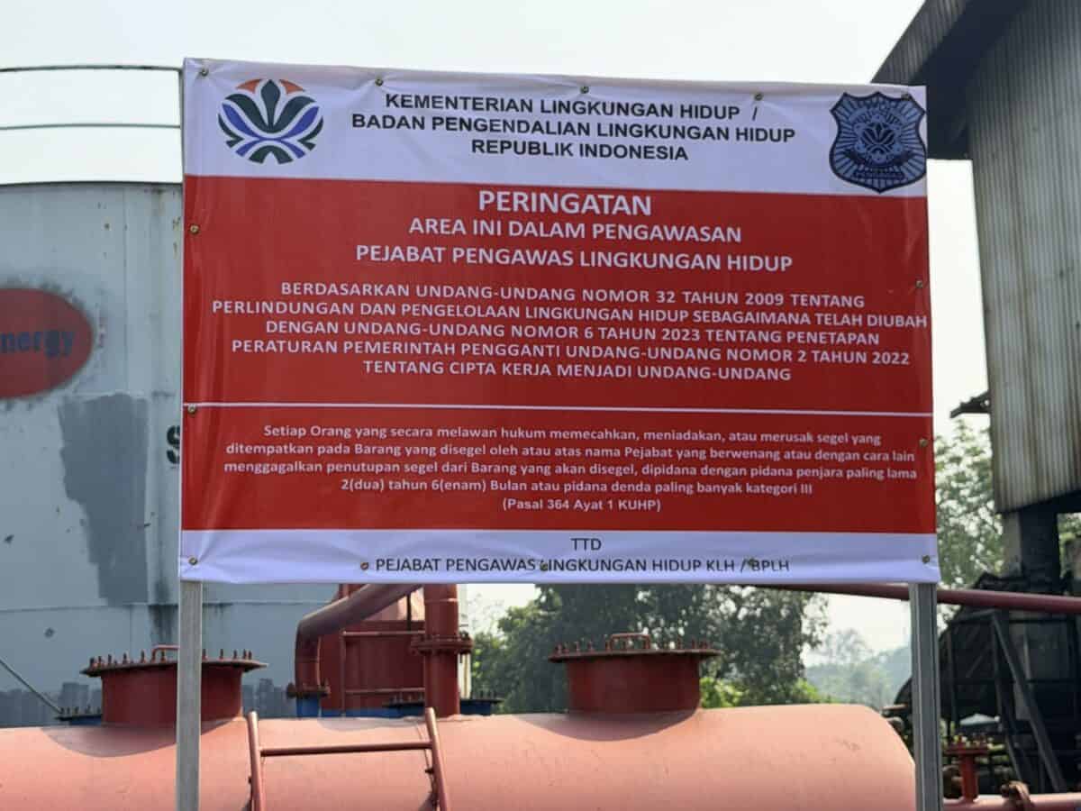 Menteri LH Tugaskan Deputi Gakkum Segel Pabrik Pemanfaatan Oli Bekas Ilegal di Panongan Tangerang