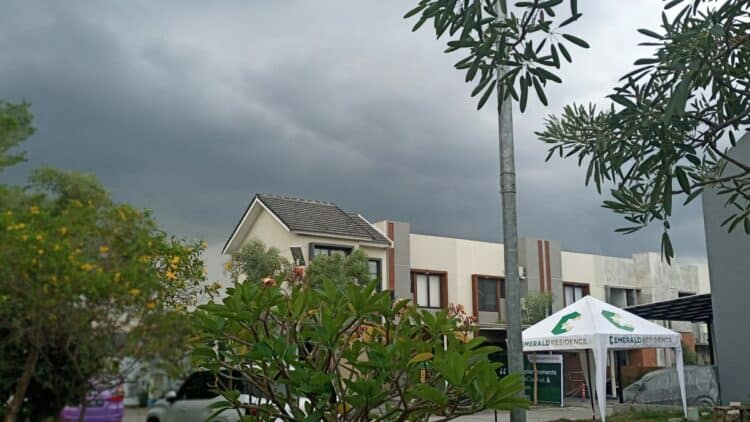 Prakiraan Cuaca Sepekan di Kota Tangerang, Kamis Berpotensi Hujan