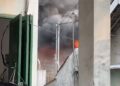 Tower di Permukiman Padat Penduduk di Lebak Terbakar, Warga Panik