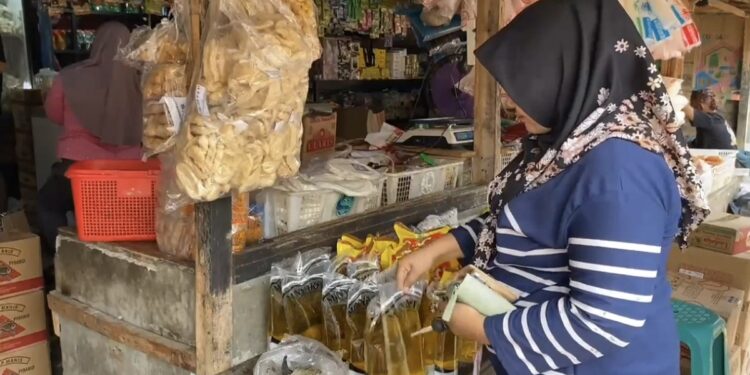 Kenaikan HET Belum Diumumkan, Harga MinyaKita di Lebak Sudah Rp 21 Ribu/Liter