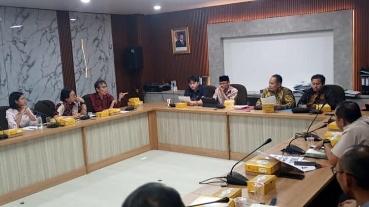 PT Moderland Didesak Percepat Serahkan Fasos-Fasum dan Perbaiki Jalan
