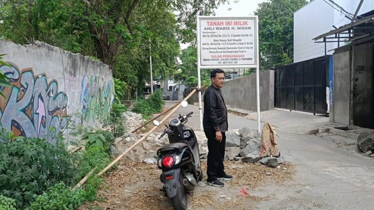 Sudah 8 Kali, Akses Jalan Umum di Cipondoh Ditutup Sepihak