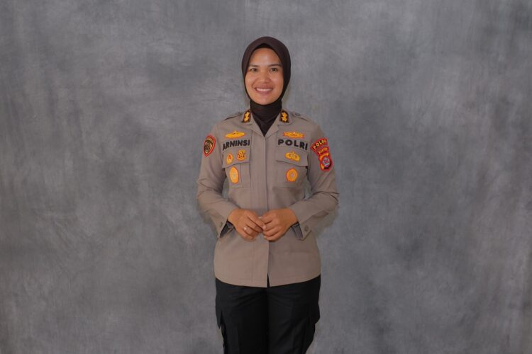 AKBP Arninsi Gantikan Herfio Zaki, Jadi Kapolres Wanita Pertama di Lebak