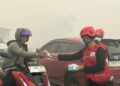 154 Warga Terdampak Asap TPA Jatiwaringin Jalani Pemeriksaan, Api Masih Membara