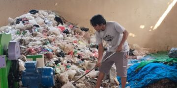 Layanan Angkut Sampah Dikabarkan Terhenti, Ketua TPS3R EcoSule Ajak Warga Tangerang Mulai Pilah Sampah dari Rumah