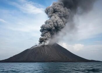 NAIK LEVEL - Aktivitas GAK di perairan Selat Sunda naik dari level, dari level II (waspada) menjadi level III (siaga). (ISTIMEWA)
