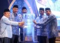 MEMBUKA MTQ : Gubernur Banten Andra Soni (dua dari kanan), membuka acara MTQ ke 23 tingkat Provinsi Banten. (ISTIMEWA)