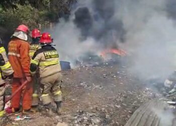 Lapak Limbah Terbakar, Rumah Ikut Hangus di Sepatan Timur Tangerang