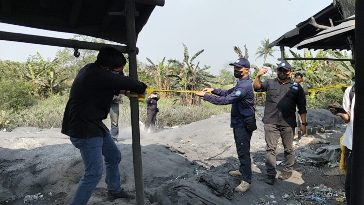 Kementerian LH Segel Lapak Pengolahan Aluminium Foil di Sindang Jaya Tangerang