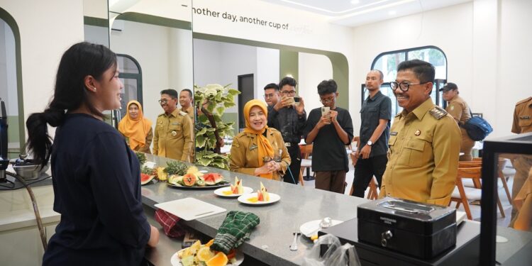 Utang Jasa Perbaikan Bentor Rp 43 Juta Belum Dibayarkan Kecamatan Karang Tengah, Sachrudin: Tidak Boleh Ada Masyarakat yang Dirugikan